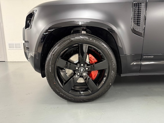 Vehicle image 8 Vehicle image 8