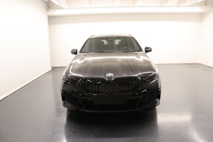 Vehicle image BMW 520d xDrive Touring