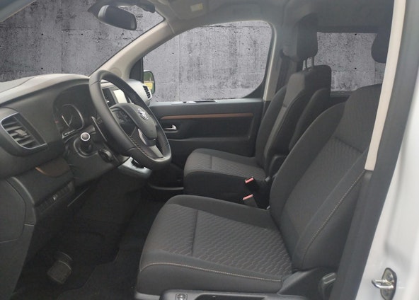 Vehicle image 8 Vehicle image 8