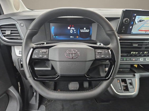 Vehicle image 11 Vehicle image 11