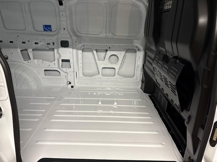 Vehicle image FORD TRANSIT CUSTOM