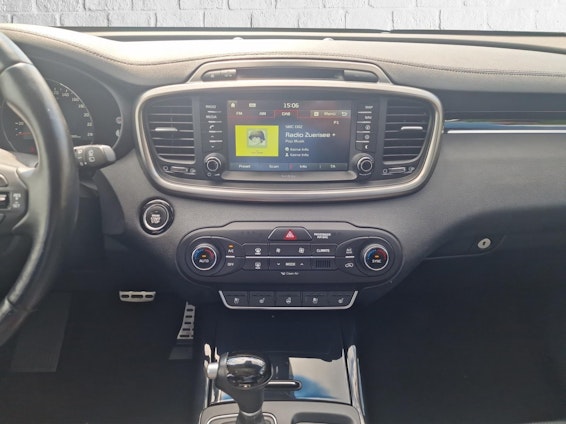 Vehicle image 5 Vehicle image 5