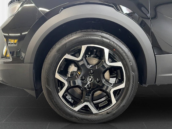 Vehicle image 11 Vehicle image 11