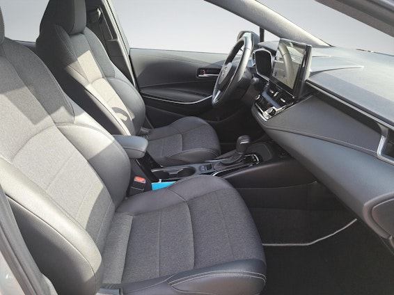 Vehicle image 15 Vehicle image 15