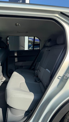 Vehicle image 11 Vehicle image 11