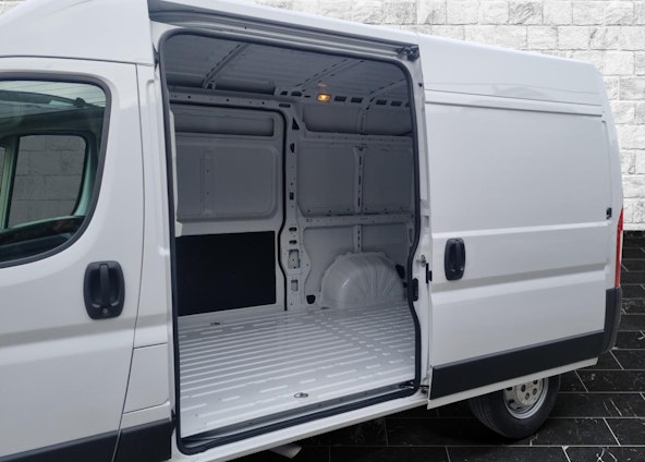 Vehicle image 7 Vehicle image 7