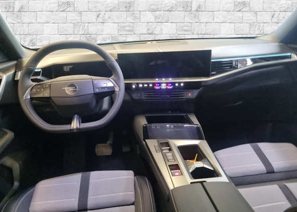 Vehicle image 5 Vehicle image 5