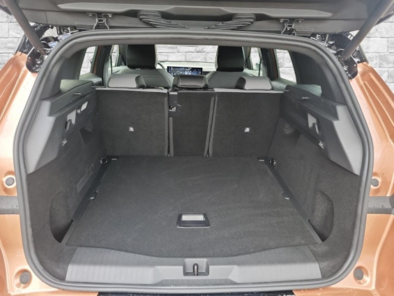 Vehicle image 8 Vehicle image 8