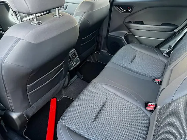 Subaru Forester Station 2.0i e-Boxer Swiss Plus