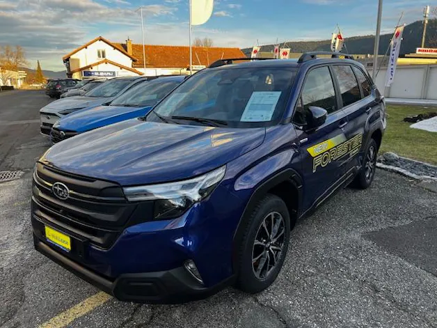 Subaru Forester Station 2.0i e-Boxer Swiss Plus