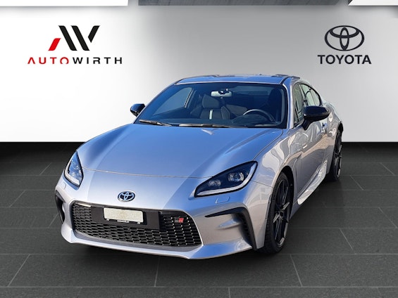 First vehicle image First vehicle image