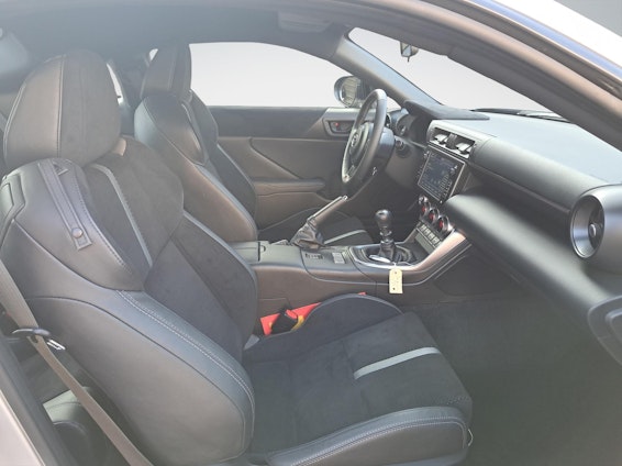 Vehicle image 15 Vehicle image 15