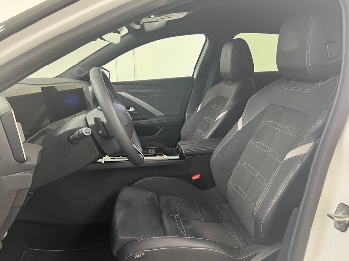 Vehicle image OPEL ASTRA