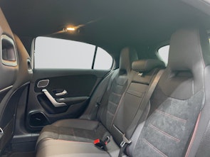 Vehicle image MERCEDES-BENZ A 220 4MATIC AMG Line