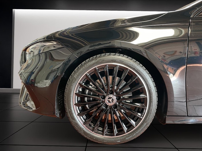 Vehicle image MERCEDES-BENZ A 220