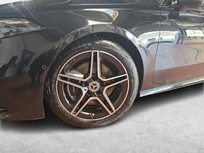 Fahrzeugbild MERCEDES-BENZ A 220 4MATIC AMG Line