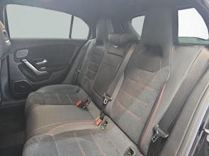 Fahrzeugbild MERCEDES-BENZ A 220 4MATIC AMG Line