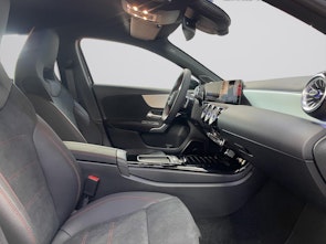 Vehicle image MERCEDES-BENZ A 220 4MATIC AMG Line