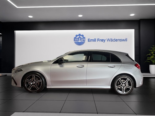 MERCEDES-BENZ A 200 Night Star AMG Line 3