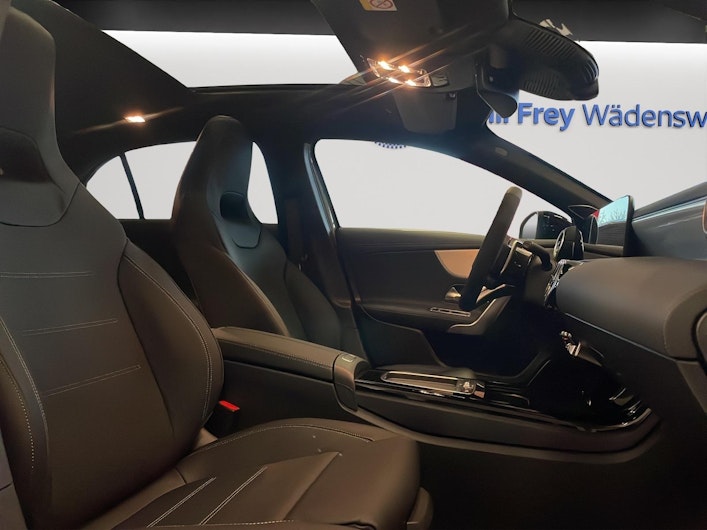 Vehicle image MERCEDES-BENZ A 45 AMG