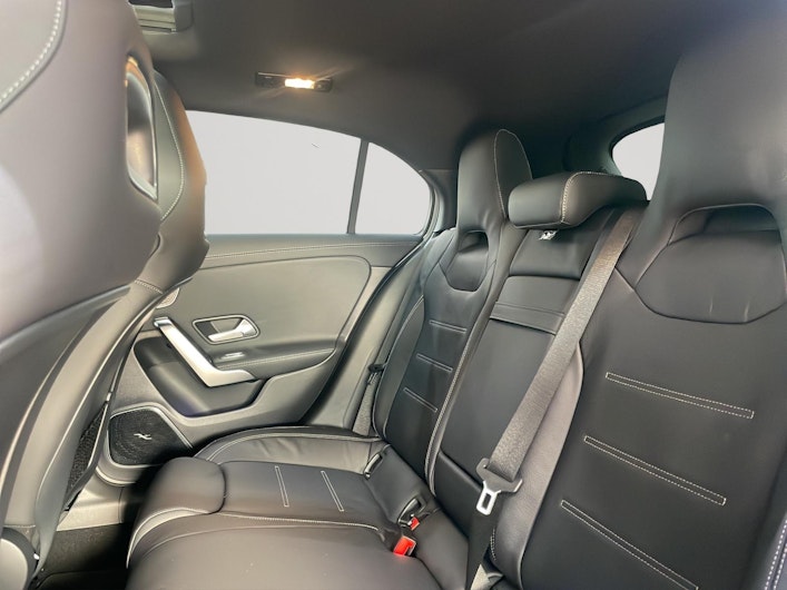 Vehicle image MERCEDES-BENZ A 45 AMG