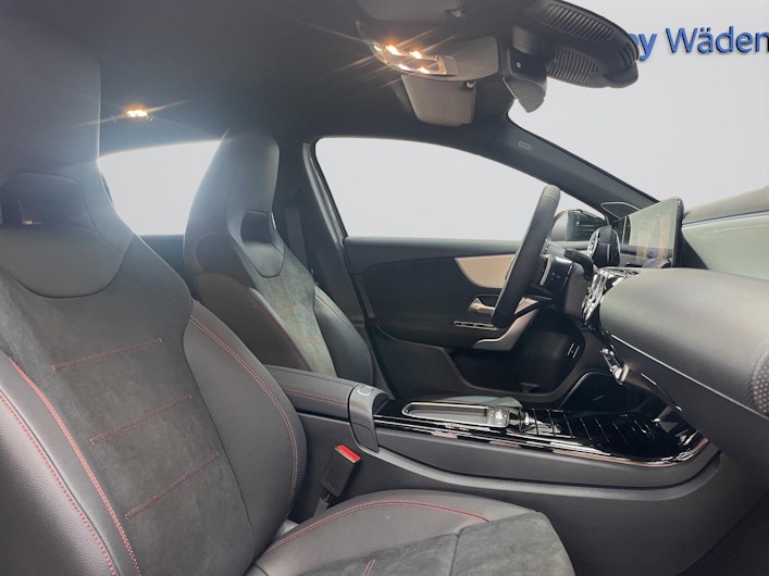 Vehicle image MERCEDES-BENZ A 250