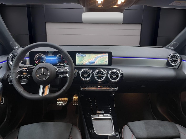 Vehicle image MERCEDES-BENZ A 250