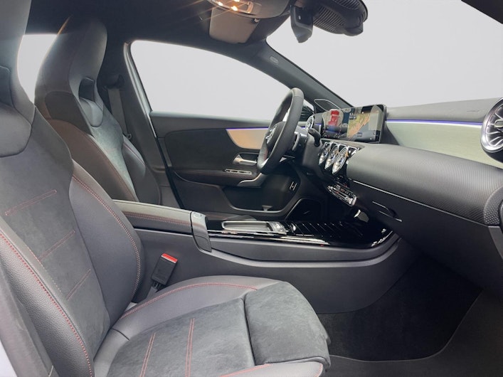 Vehicle image MERCEDES-BENZ A 250