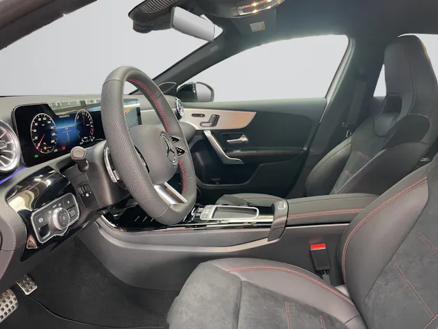 Mercedes-Benz A 250 e EQ Star AMG Line