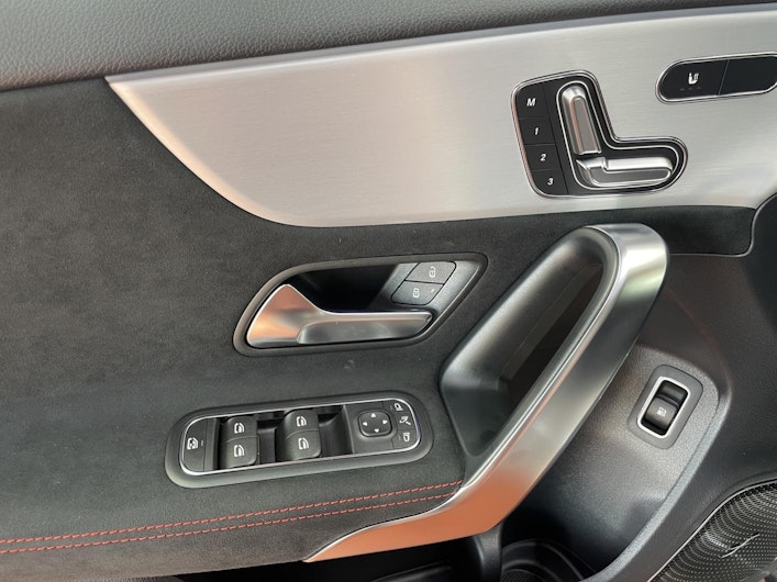 Vehicle image MERCEDES-BENZ A 250