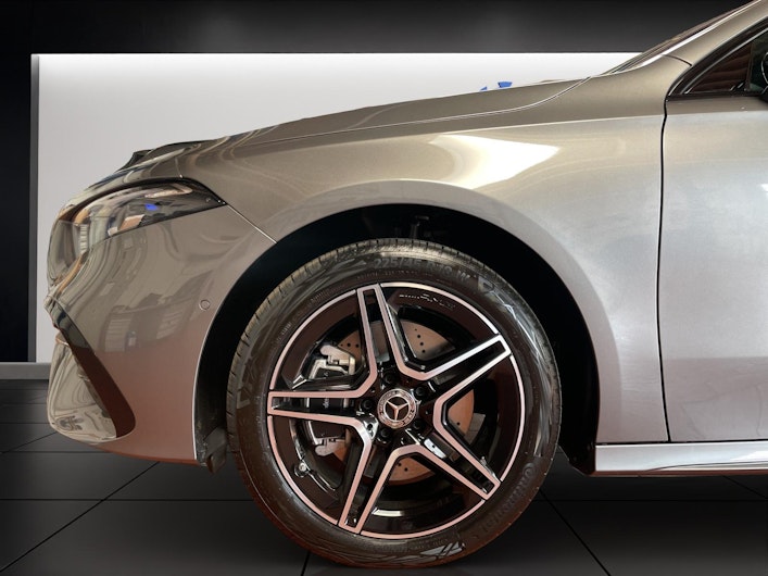 Vehicle image MERCEDES-BENZ A 250