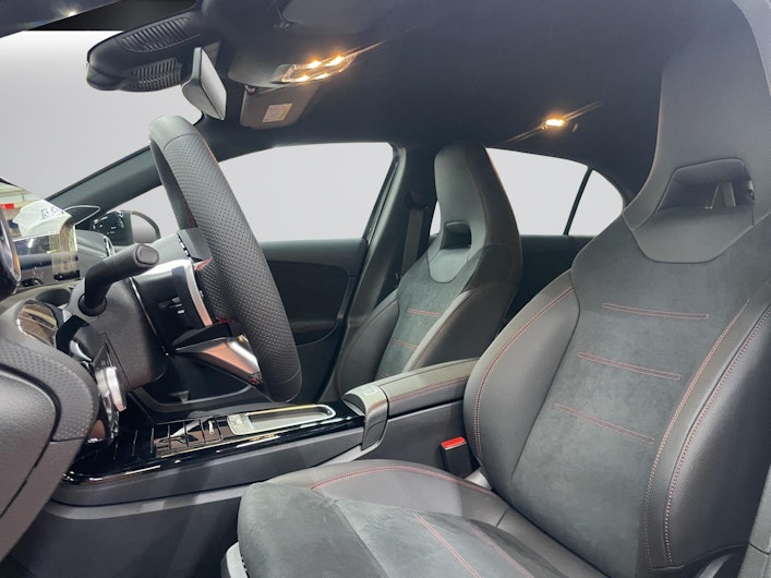 Vehicle image MERCEDES-BENZ A 250