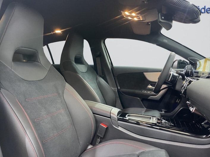 Vehicle image MERCEDES-BENZ A 250