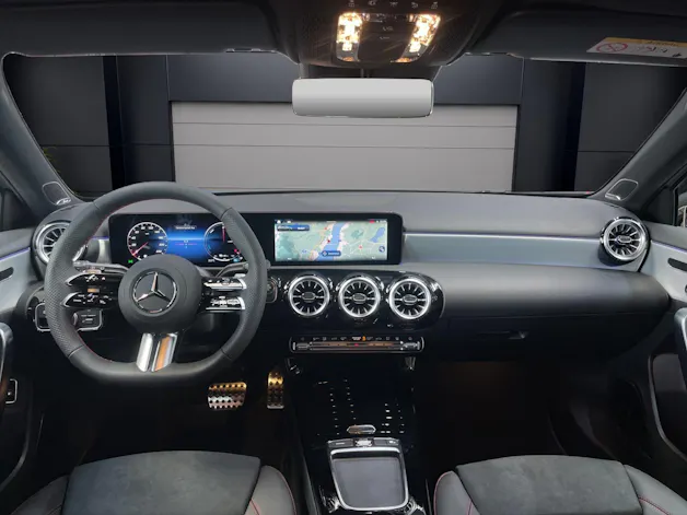 Mercedes-Benz A 250 e EQ Star AMG Line
