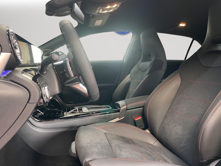 Vehicle image MERCEDES-BENZ A 250