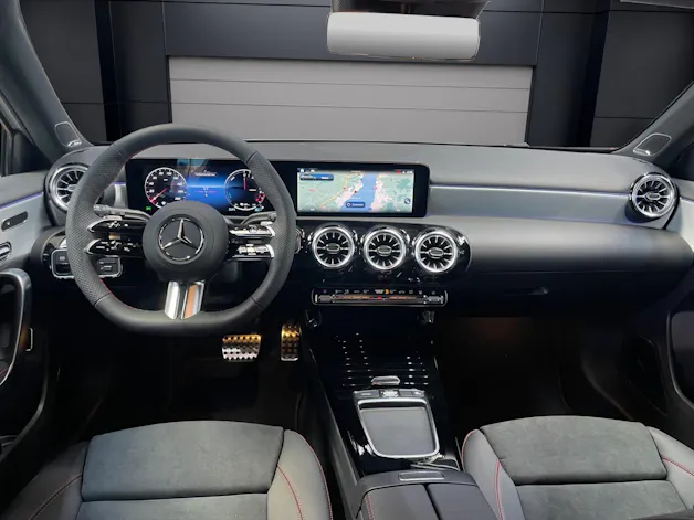 Mercedes-Benz A 250 e EQ Star AMG Line