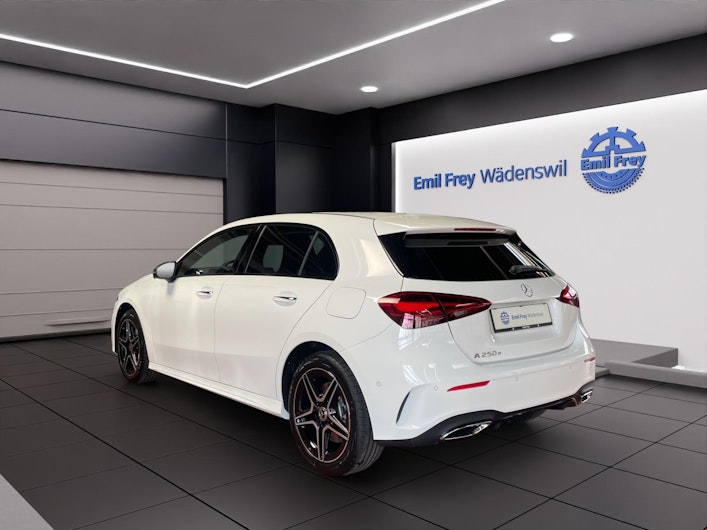 Vehicle image MERCEDES-BENZ A 250