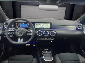 Vehicle image MERCEDES-BENZ A 220 AMG Line 4m