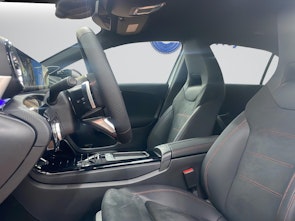 Vehicle image MERCEDES-BENZ A 220 AMG Line 4m