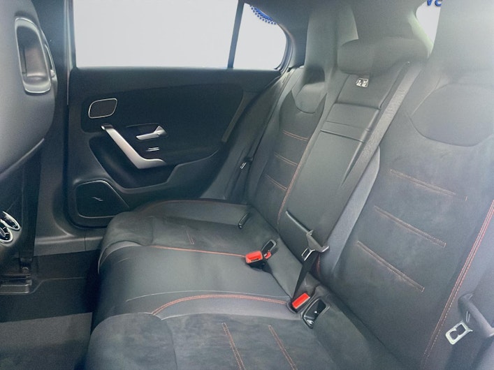 Vehicle image MERCEDES-BENZ A 220