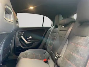 Mercedes-Benz A 220 4MATIC AMG Line