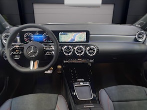 Vehicle image MERCEDES-BENZ A 220 AMG Line 4m
