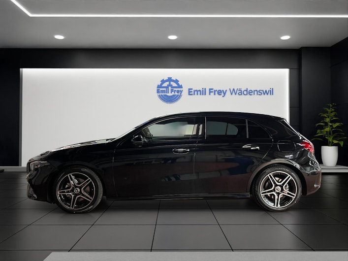 Vehicle image MERCEDES-BENZ A 200