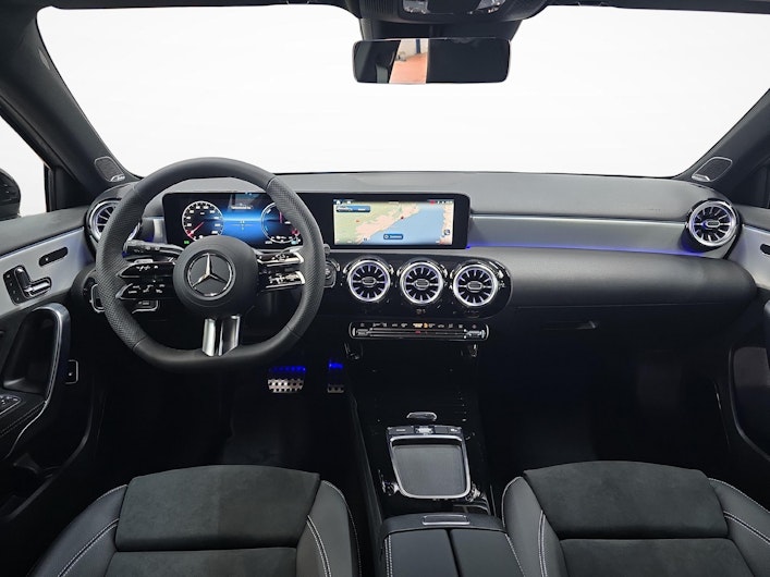 image du véhicule MERCEDES-BENZ A 250