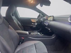 Vehicle image MERCEDES-BENZ A 220 AMG Line 4m