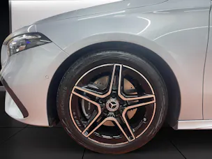 Mercedes-Benz A 220 4MATIC AMG Line