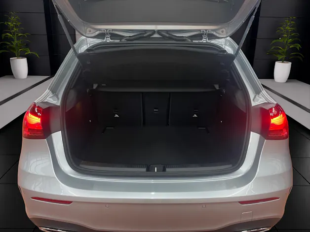 Mercedes-Benz A 220 4MATIC AMG Line