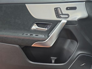 Vehicle image MERCEDES-BENZ A 220 AMG Line 4m