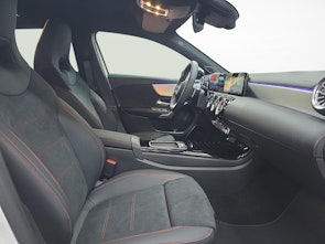 Vehicle image MERCEDES-BENZ A 220 AMG Line 4m