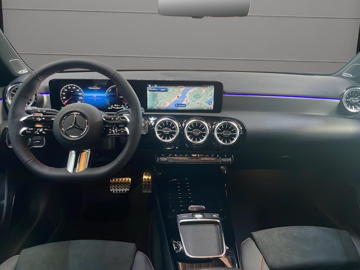 Vehicle image MERCEDES-BENZ A 250